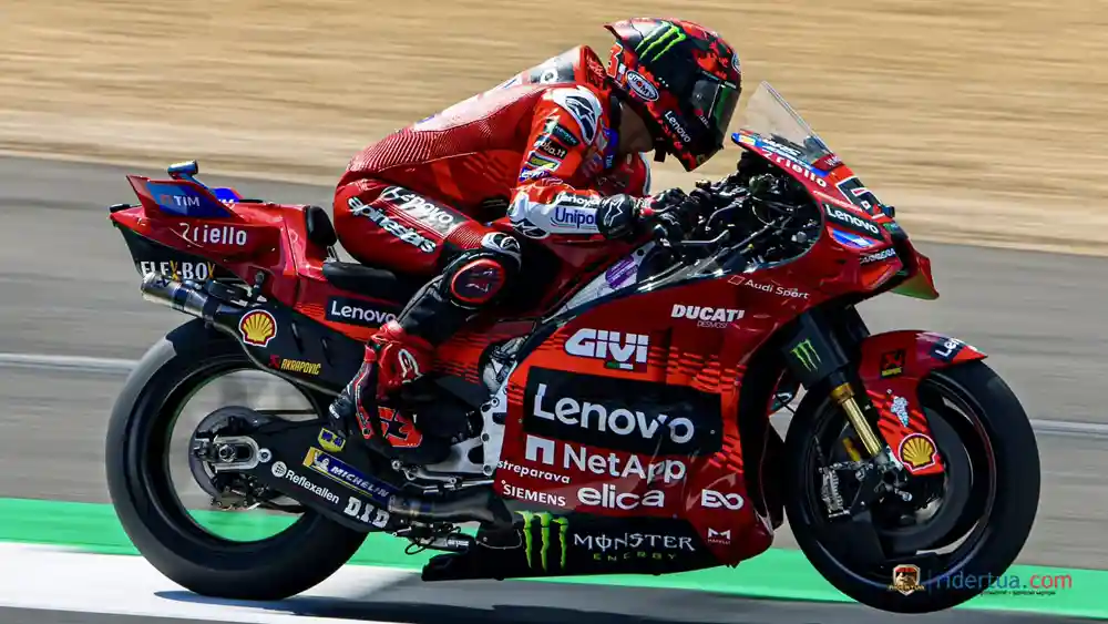 Pecco Bagnaia : Kembali ke Cakram Rem Standar 1 Pecco Bagnaia