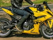 Edisi Spesial Suzuki GSX-8R Kirro: Warna Kuning Menyala, Cuma Ada 60 Unit Edisi Spesial Suzuki GSX-8R Kirro: Warna Kuning Menyala, Cuma Ada 60 Unit