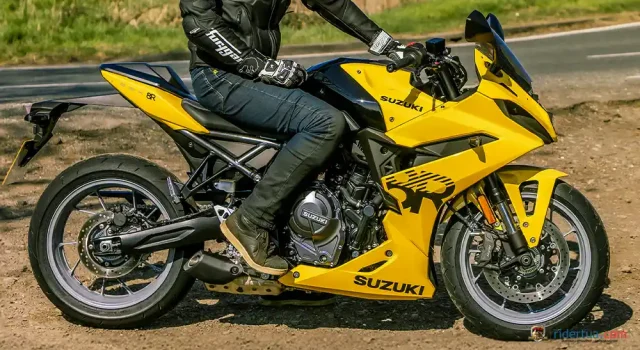 Suzuki GSX-8R Kirro Edisi Spesial Suzuki GSX-8R Kirro: Warna Kuning Menyala, Cuma Ada 60 Unit