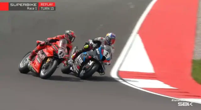 Toprak Razgatlioglu - Nicolo Bulega Toprak Razgatlioglu - Nicolo Bulega