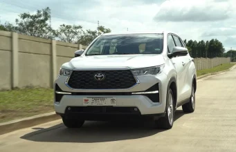 Penjualan mobil hybrid Toyota Kijang Innova Zenix HEV Top Gear Philippines