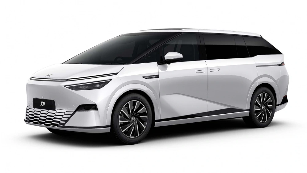 Ada Empat Merek Mobil Asal Negeri Tirai Bambu yang akan Berinvestasi di Indonesia? 1 Merek mobil XPeng X9 Hongkong