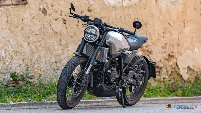 Harga Rp 74 Jutaan, Brixton Crossfire 125 Mesin Kecil Gaya Neo-Retro