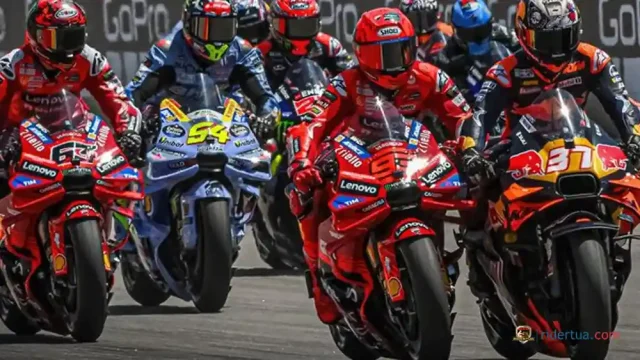 Marc Marquez - Pedro Acosta Marc Marquez - Pedro Acosta