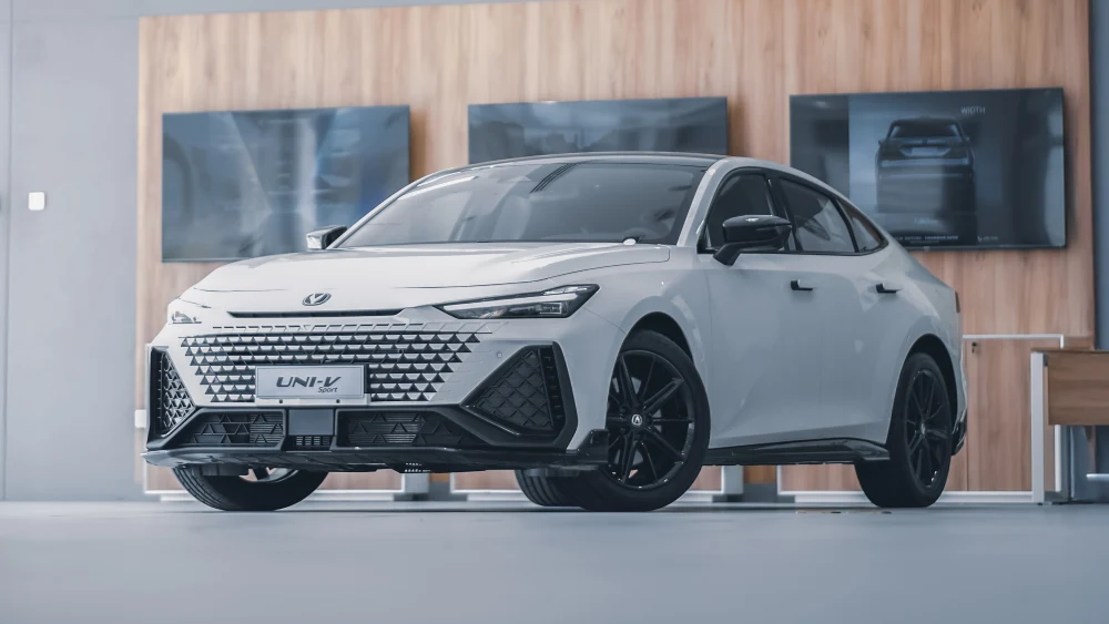 Changan Bakal Hadir di Indonesia Tahun Ini? 2 Changan Uni-V Sport Qatar