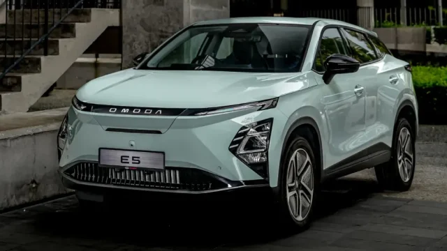 Mobil SUV Chery E5 Malaysia