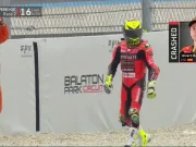 Alvaro Bautista : Saya Lebih Suka Jatuh Sendiri Ketimbang Ditabrak Pembalap Lain Hasil Race 2 WSBK Hungaria 2025 - Alvaro Bautista Crash