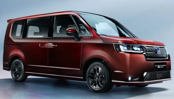 Mobil hybrid Honda Step WGN eHEV Top Gear Philippines