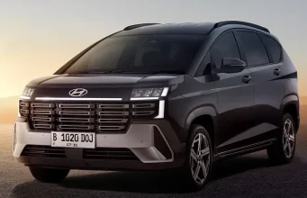 Hyundai Stargazer Cartenz Worldwide