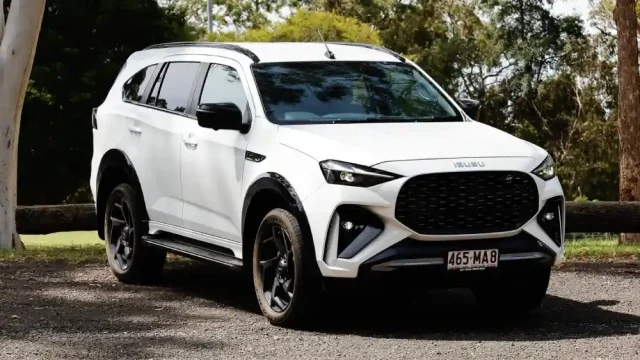 Isuzu MU-X Facelift CarExpert Isuzu MU-X Facelift CarExpert