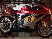 Rayakan Ultah, MV Agusta Superveloce 1000 Ago Dijual Hanya 83 Unit Rayakan Ultah, MV Agusta Superveloce 1000 Ago Dijual Hanya 83 Unit