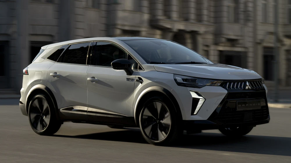 Mitsubishi Hadirkan Kembali Grandis, Tapi... 1 Mitsubishi Grandis SUV Motors