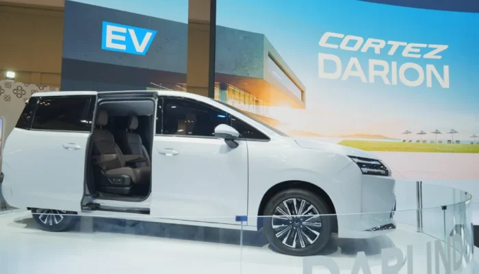 Mobil MPV Wuling Cortez Darion BEV
