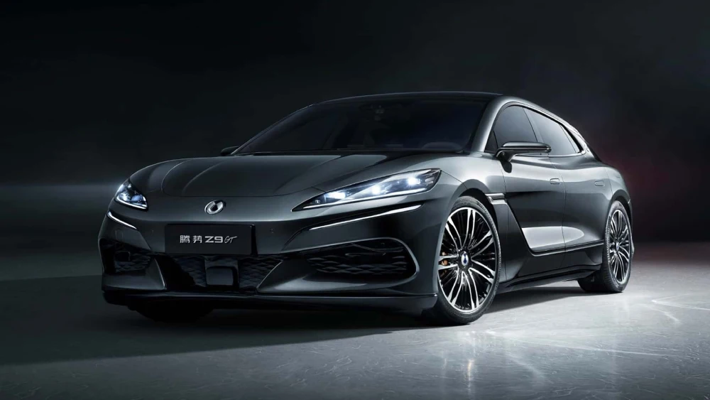 Baru Rilis Satu Model, Denza Sudah Menjual Ribuan Unit D9! 2 Denza Z9 GT Motor1 2