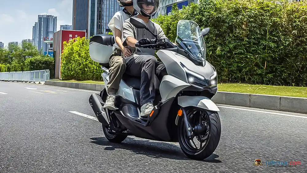 Muncul Skutik Bongsor Honda NWT150, Fitur Lengkap Dek Rata Kembaran PCX! 1 Honda, Honda NWT150, NWT150, skutik, skutik bongsor, PCX