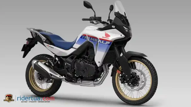 Honda XL750 Transalp 2025 Honda XL750 Transalp 2025
