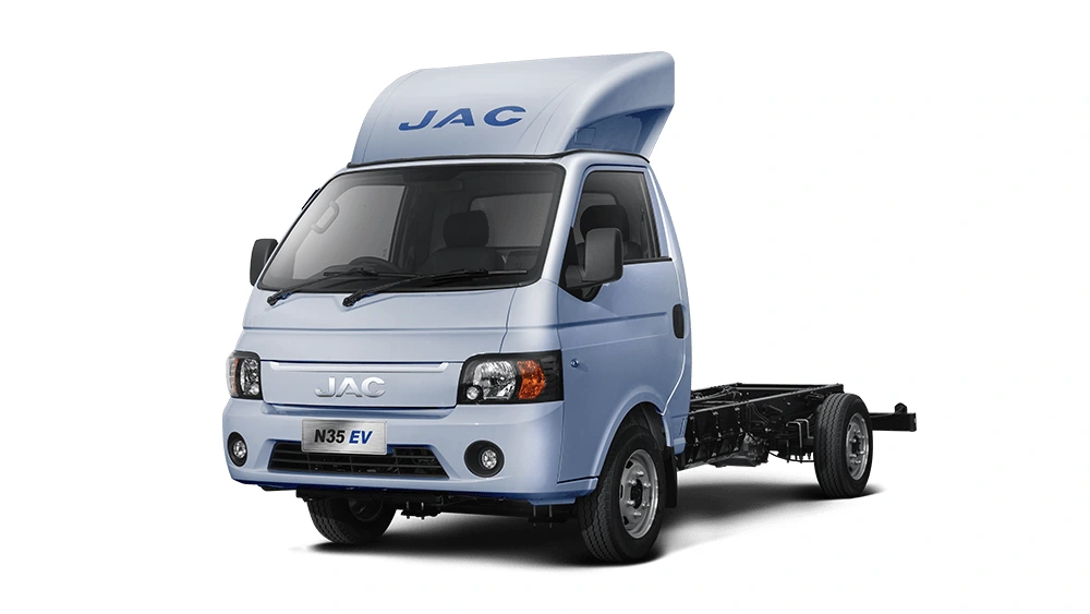 Baru Hadir, JAC Motors Langsung Merakit Lokal T9 dan Dua Kendaraan Listriknya! 1 JAC Motors N35 EV Indomobil