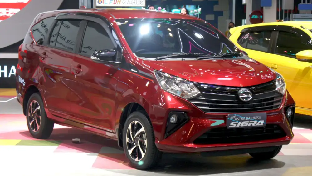Penjualan Mobil Bulan Agustus 2025 Masih Menurun? 2 Penjualan Mobil LCGC Daihatsu Sigra ADM