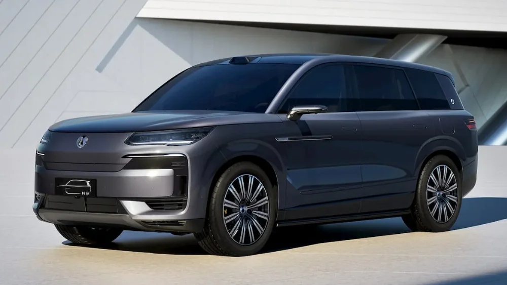 Denza N9 PHEV, SUV Premium yang Dibanderol Rp 900 Jutaan! 1 Denza N9 Electrek
