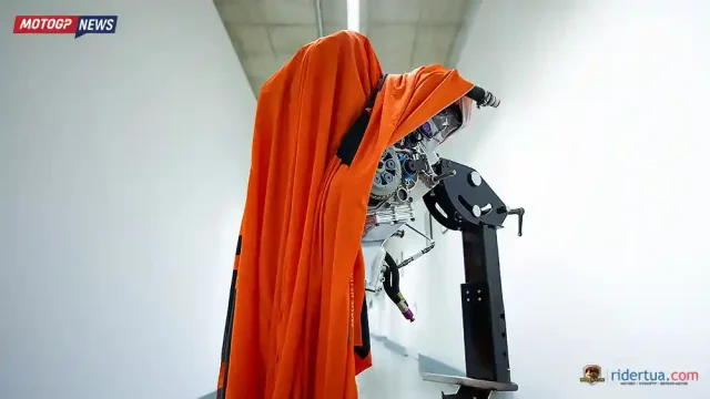 KTM 850cc Engine - Mesin KTM MotoGP 850cc KTM 850cc Engine - Mesin KTM MotoGP 850cc