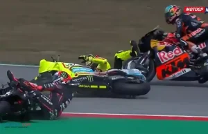 Marco Bezzecchi 2 Kali ‘Ditabrak’ Dalam 2 Balapan di MotoGP Catalunya… Apes! Marco Bezzecchi