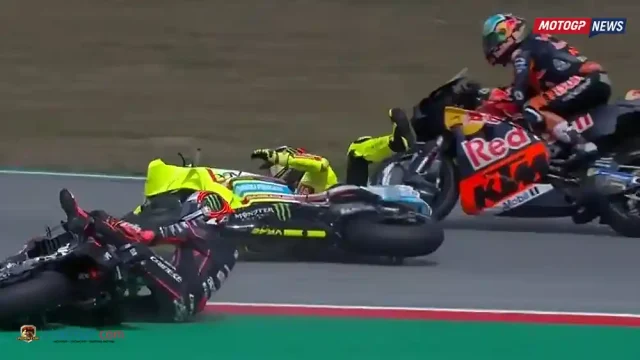 Marco Bezzecchi (2) Marco Bezzecchi