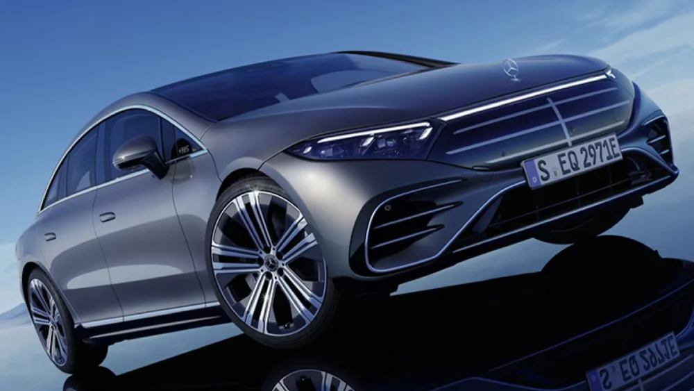 Mercedes-Benz Uji Coba Baterai Solid-State, Bisa Tempuh Jarak 1,2 km! 1 Mercedes-Benz EQS
