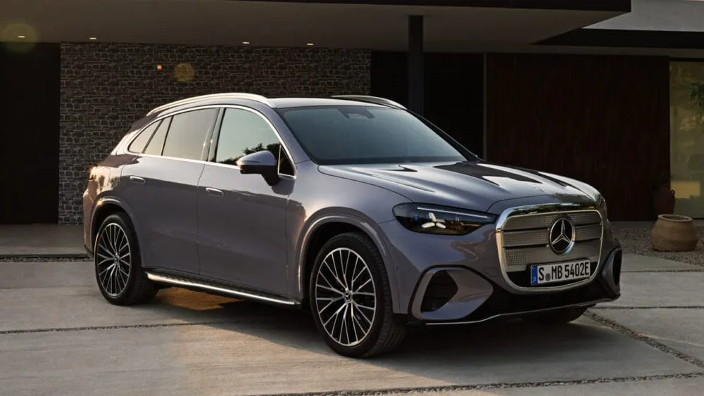 Mercedes-Benz GLC EQ, SUV Listrik Modern yang akan Dijual Tahun 2026 2 Mercedes-Benz GLC EQ electrive com