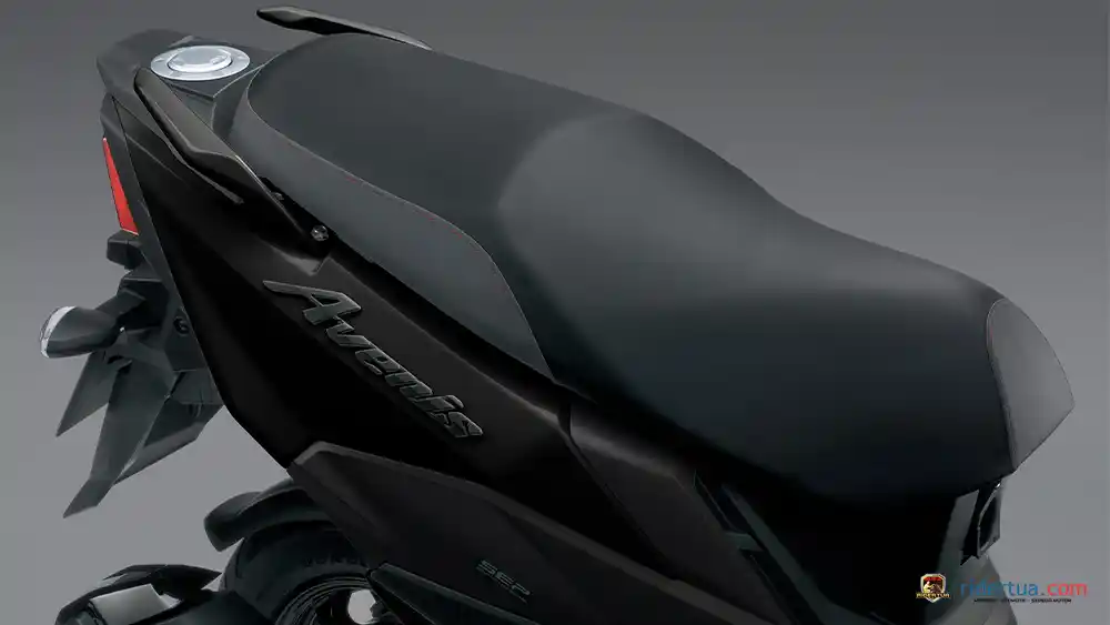 Makin Mewah dan Elegan! Skutik Suzuki Avenis 125 2025 Meluncur dengan Warna Baru 3 Suzuki, Avenis, Suzuki Avenis 125, motor matik, skutik