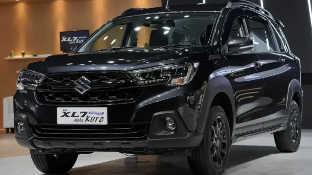 Suzuki XL7 Alpha Kuro Jagosatu