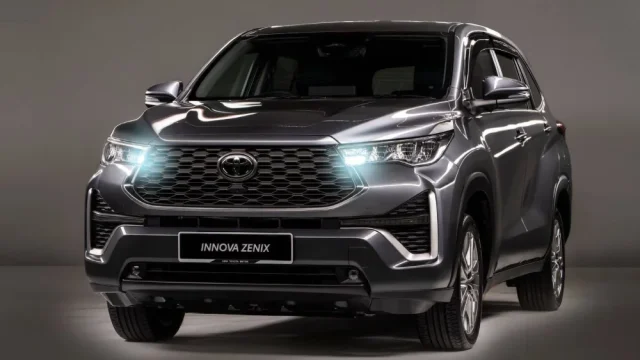 Penjualan mobil Toyota Kijang Innova Zenix Malaysia