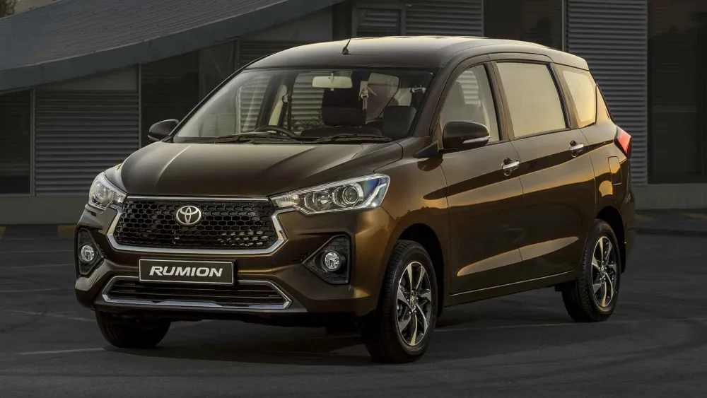 Toyota Rumion, Kembaran Ertiga yang Dibanderol Rp 190 Jutaan! 2 Toyota Rumion Dailyrevs com