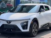 Impor mobil SUV listrik VinFast VF7 Plus
