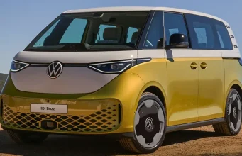 Volkswagen Sebut Mobil Bensin Hampir Lenyap di Tahun 2035, Emang Iya? Mobil MPV Volkswagen ID Buzz Singapore
