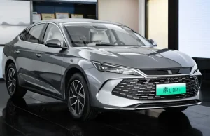 Mobil PHEV BYD Ini Dibanderol Rp 200 Jutaan! BYD Qin L DM-i Car News China