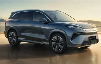 BYD Akhiri Dominasi Tesla di Pasar Mobil Listrik!
