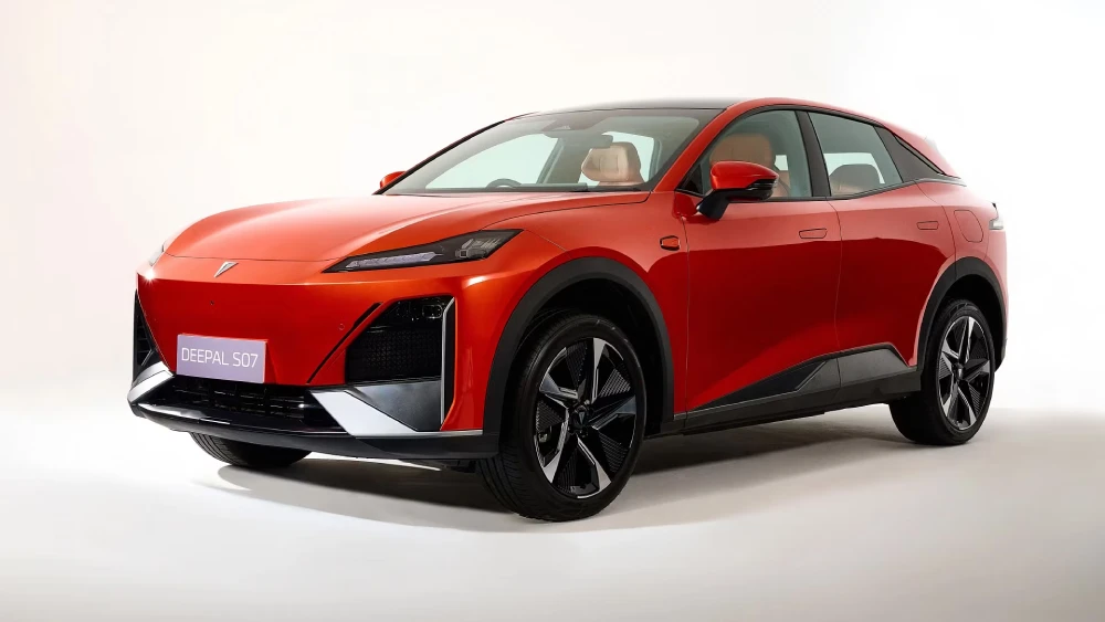 Dua Mobil Changan akan Diluncurkan Tahun 2025, Langsung Dirakit Lokal! 2 Changan Automobile Deepal S07 Drive