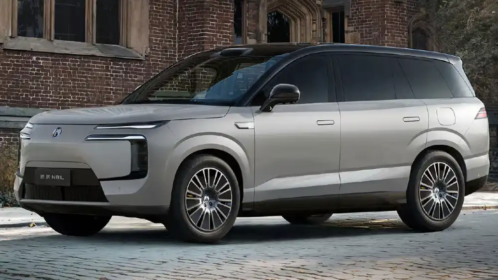 SUV Terbaru Denza Dibanderol Rp 700 Jutaan! 1 Denza N8L CnEVPost