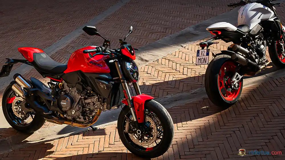 Generasi ke-5 Ducati Monster 2026 Hadir dengan Mesin V2 Baru, Bobot Makin Enteng! 1 Ducati Monster 1