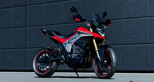 Molis Mirip Motor Ducati? Ultraviolette X-47 Crossover Tampil Gagah Torsinya Edan!