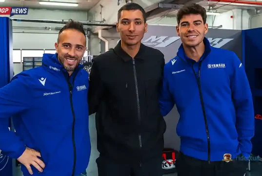 Andrea Dovizioso - Toprak Razgatlioglu - Augusto Fernandez - Yamaha M1 V4