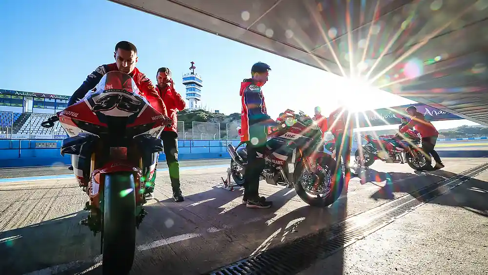 Ini Line-Up WorldSBK 2026: Penuh Wajah Baru, Drama Baru! 1 Honda WSBK - Line-Up WorldSBK 2026