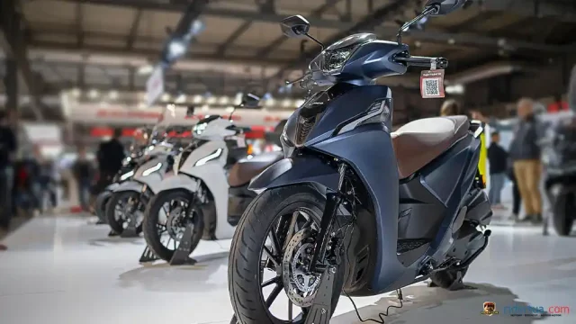 Mesin Bensin dan Motor Listrik? Kymco People R Hybrid 125 Skutik Ramping Hadir di EICMA 2025