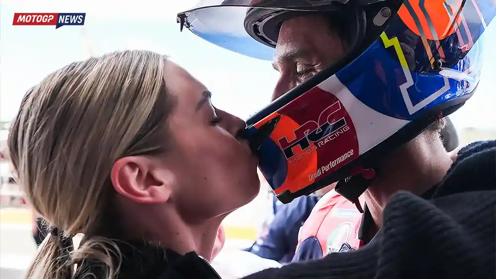 Luca Marini Senang Sekaligus Menangis: Honda Naik ke Peringkat Konsesi C, Sungguh Fantastis Kami Mampu Mencapai Target 3 Luca Marini - Martha Vizenci