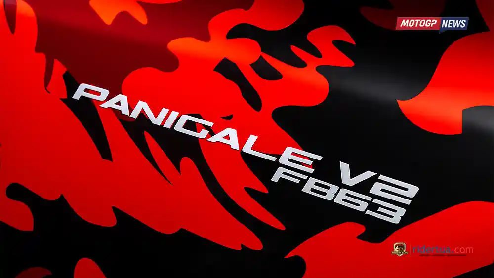 Eksklusif! Ducati Luncurkan Panigale V2 FB63, Terinspirasi Helm dan Sarung Tangan Pecco Bagnaia 2 Panigale V2 FB63