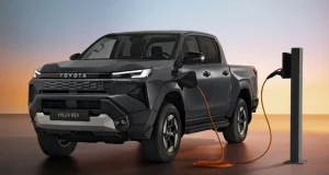 Toyota Hilux BEV Jadi Pikap Termahal di Indonesia? Dibanderol Rp 1,019 Miliar! Toyota Hilux BEV 2026 Europe Newsroom