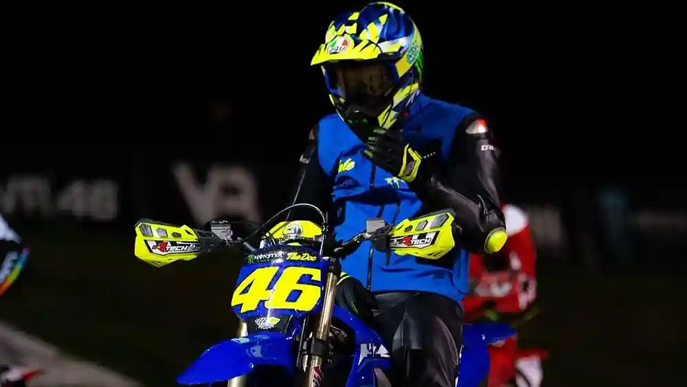 Valentino Rossi: Bisa Dibilang Saya yang Menciptakan Helm Edisi Spesial dan Sekarang Semua Orang Melakukannya Bahkan di Formula 1 1 Valentino Rossi - VR46