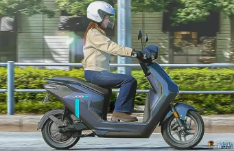 Molis Yamaha JOG E Pakai Baterainya Honda Harga Rp 36 Jutaan, Resmi Dijual di Jepang! Yamaha, Jog E, Yamaha Jog E, motor listrik, motor baru, Honda EM1 e: