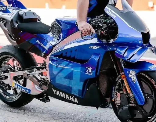 Yamaha M1 V4, Menunggu Versi mesin MotoGP 850cc