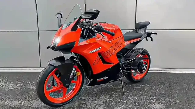 Kerja Sama dengan Brand China! Bocoran KTM RC 450 Sportbike Baru Telah Terungkap